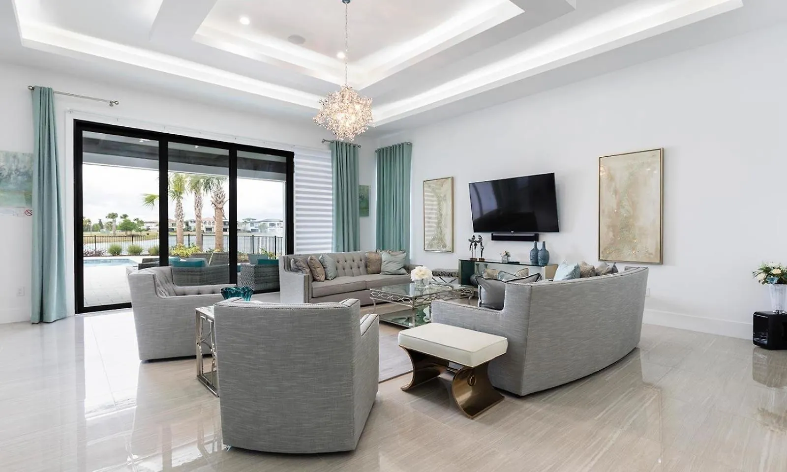 Bright Chic 7 Bdrm Oasis With Private Pool And At Reunion *