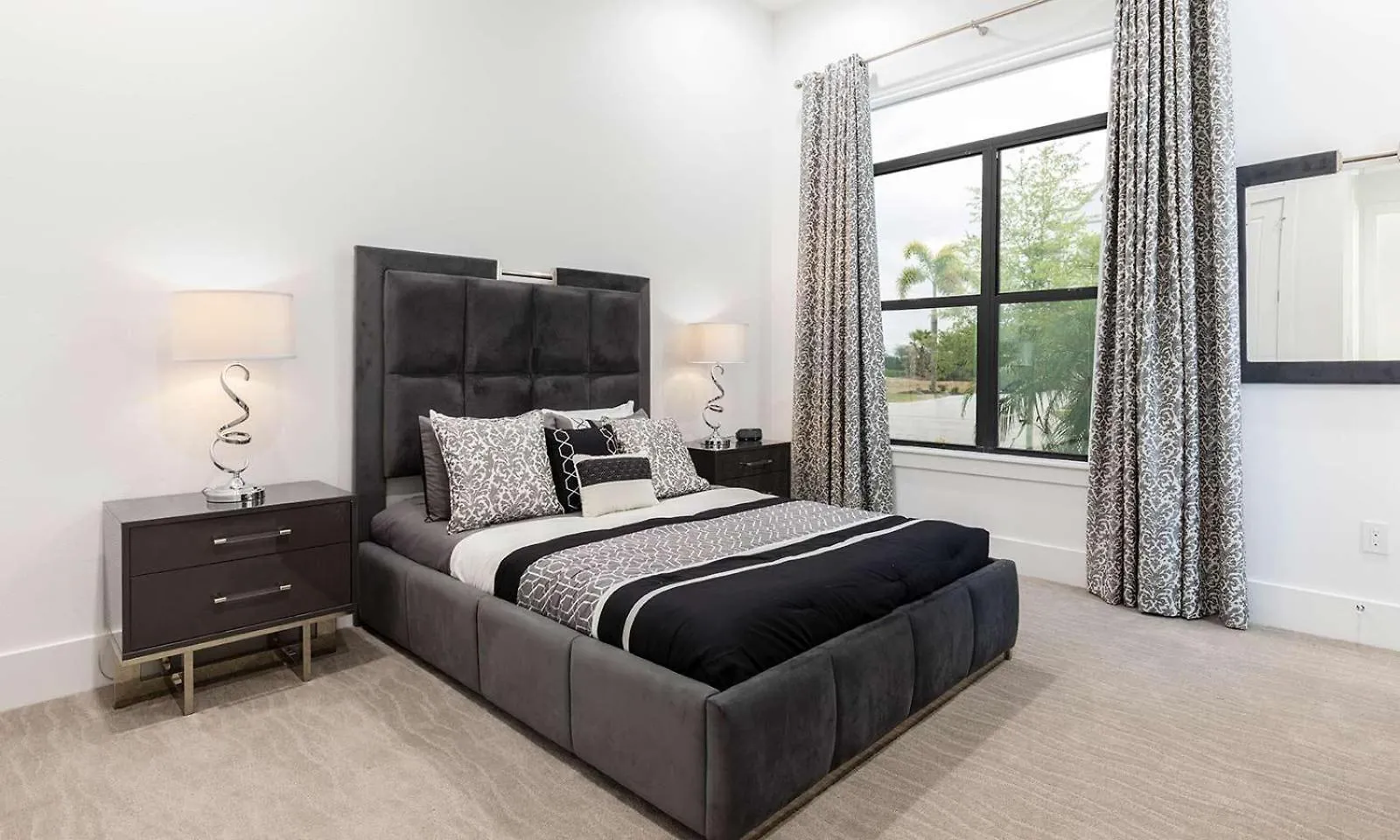Bright Chic 7 Bdrm Oasis With Private Pool And At Reunion *