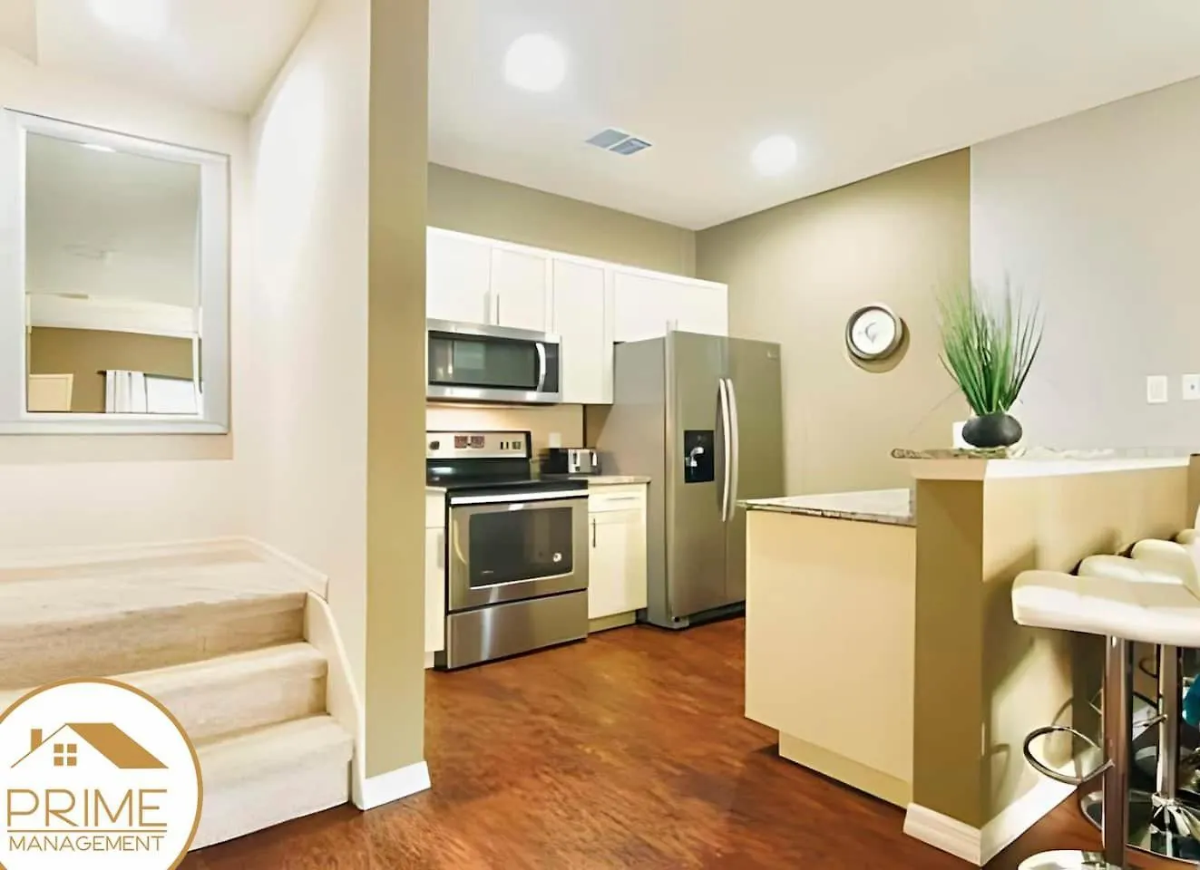 Spacious 3bd Townhouse Location Near *