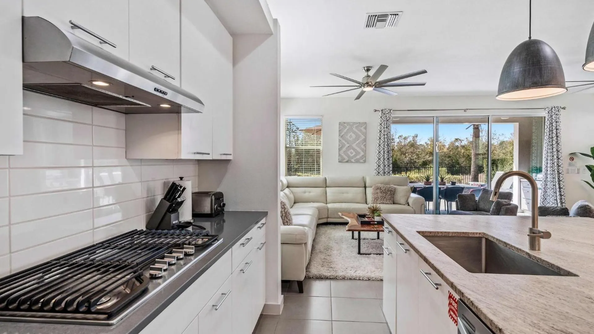 W475 - The Modern Kissimmee