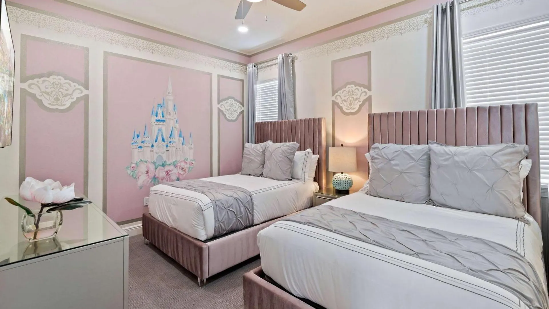 W480 - The Miramar Holiday home