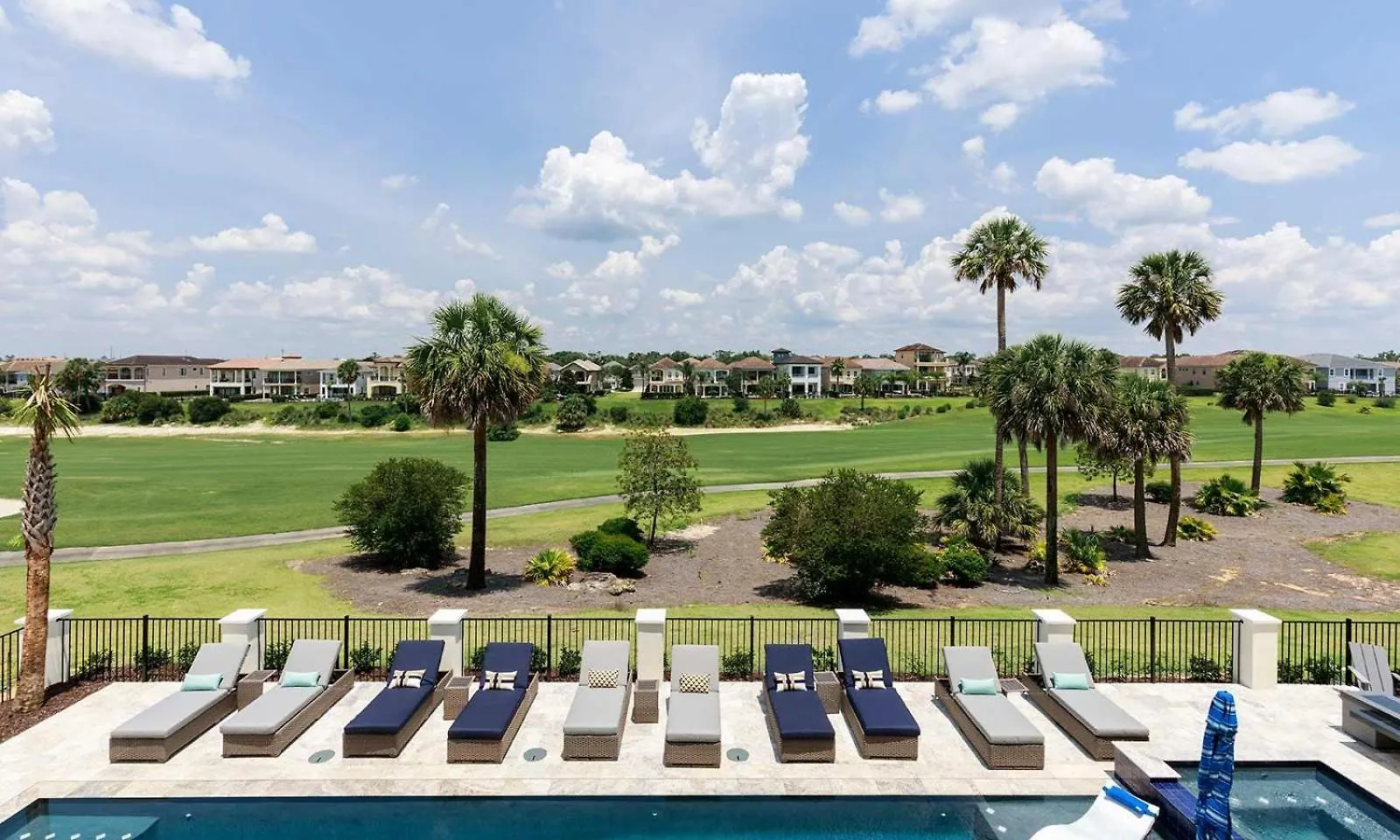 Luxurious 9 Bedroom Oasis At Reunion Holiday home *
