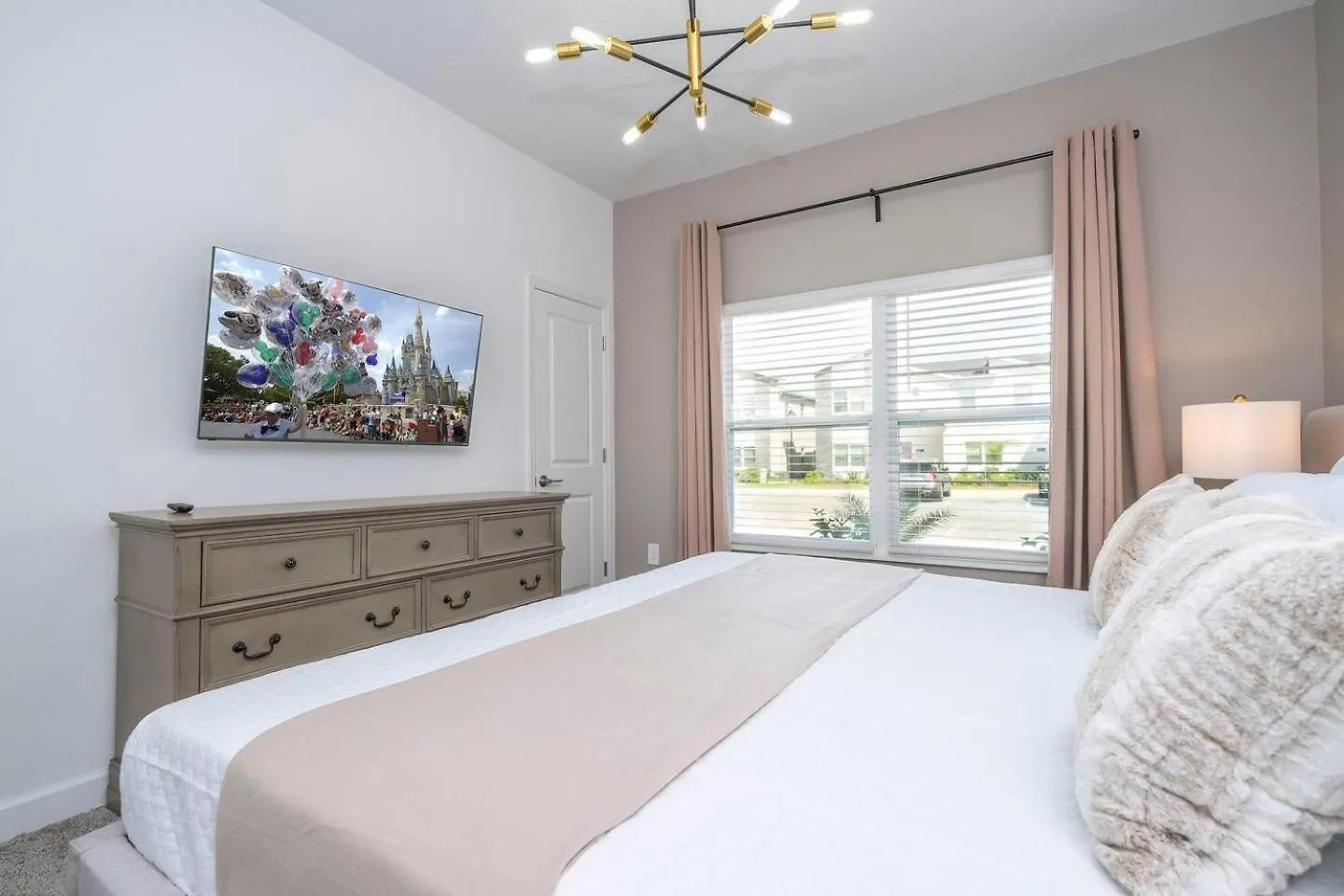 Fantastic Mickey House Waterpark Near 2572 Holiday home *