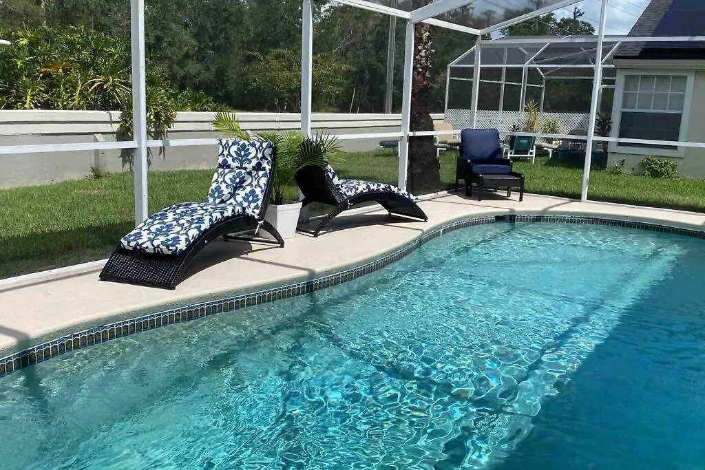 Beautiful Near Disney, Heated Pool, Bbq, 4 Bedrooms Holiday home Kissimmee