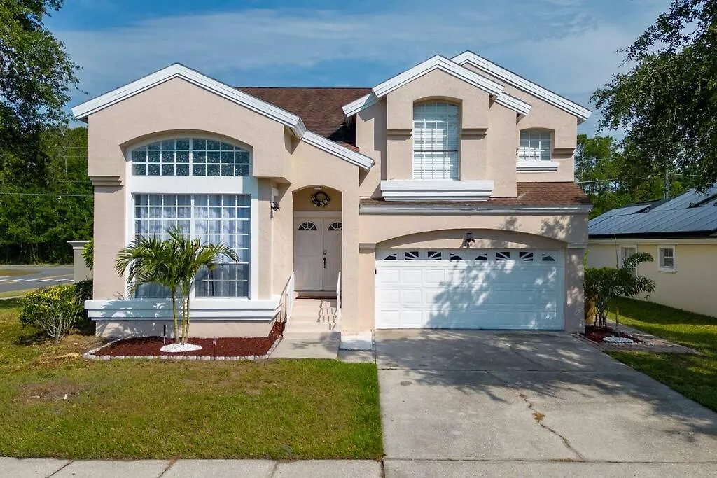 Beautiful Near Disney, Heated Pool, Bbq, 4 Bedrooms * Kissimmee