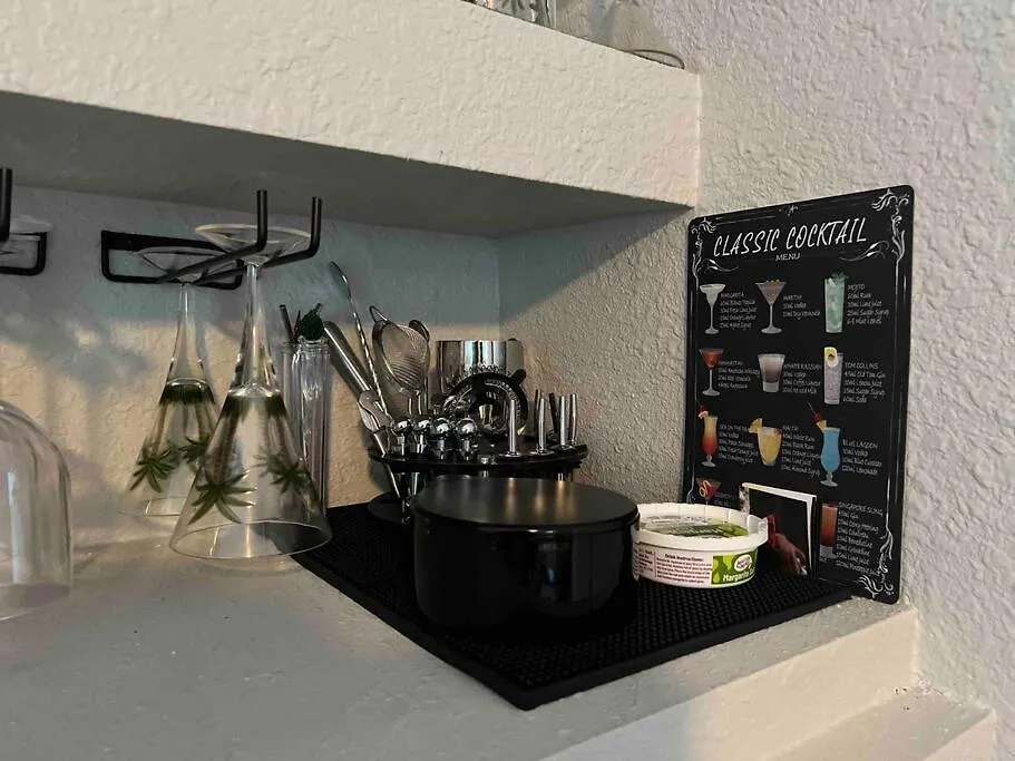 Holiday home Beautiful Near Disney, Heated Pool, Bbq, 4 Bedrooms