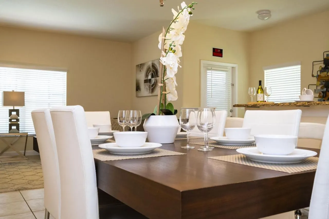 5br Near Private Pool Bbq Netflix Holiday home *