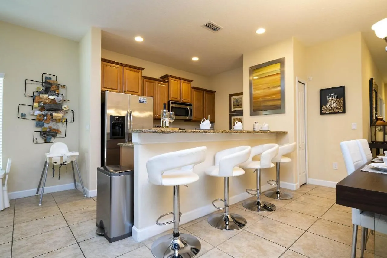 5br Near Private Pool Bbq Netflix