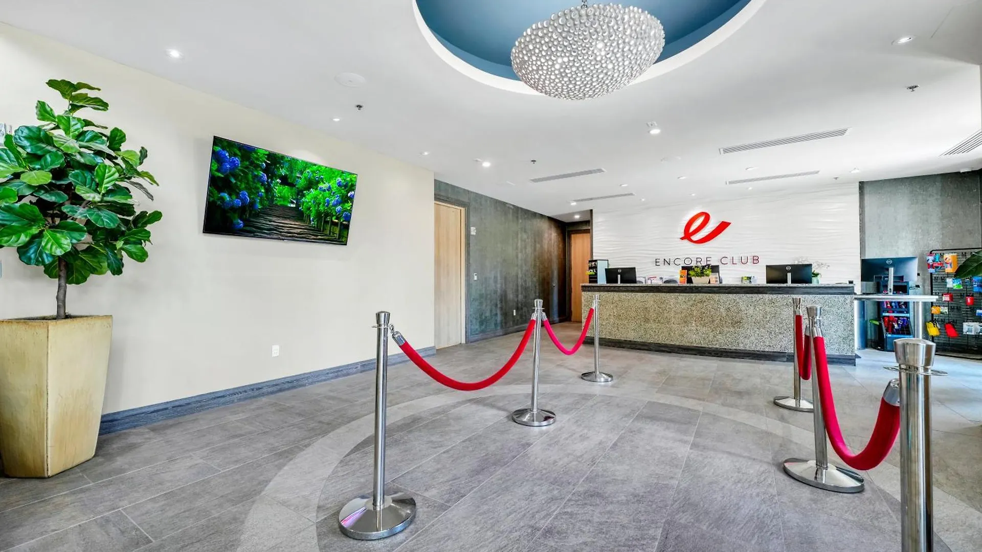 Inviting Near With Encore Access By Rentyl - 7792sw Holiday home *