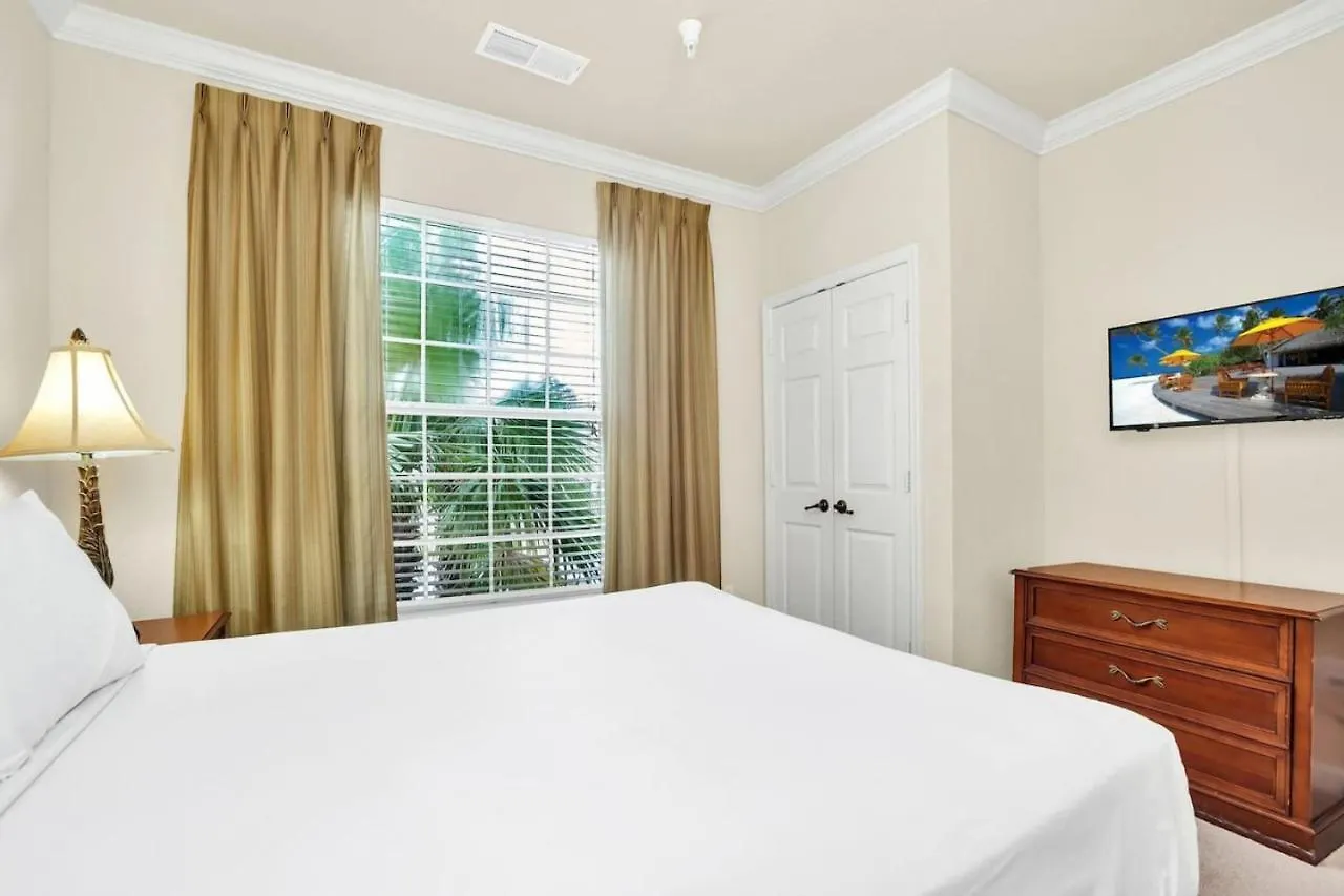 Family Friendly Poolside 15 Mins To Apartment