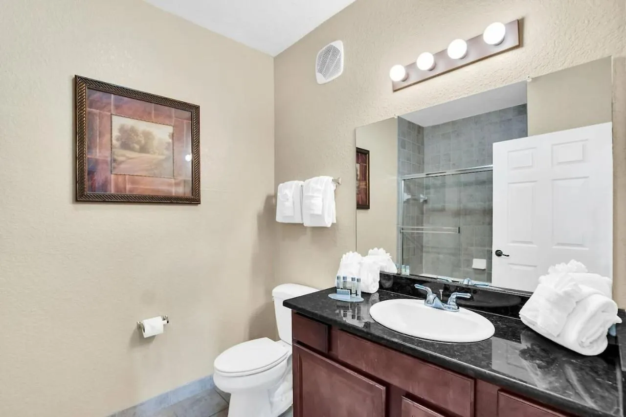 Family Friendly Poolside 15 Mins To Kissimmee