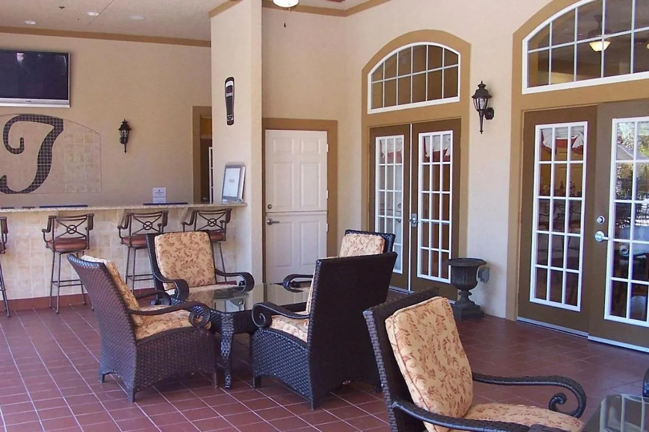 Apartment 4th Floor Poolside Kissimmee