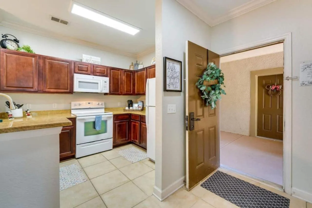 Orlando Magic With Luxe Perks Apartment