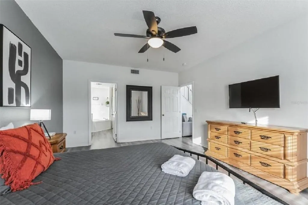 Villa 637- Huge 5 Bed With Amazing Water Views And Own Private Pool And Kissimmee