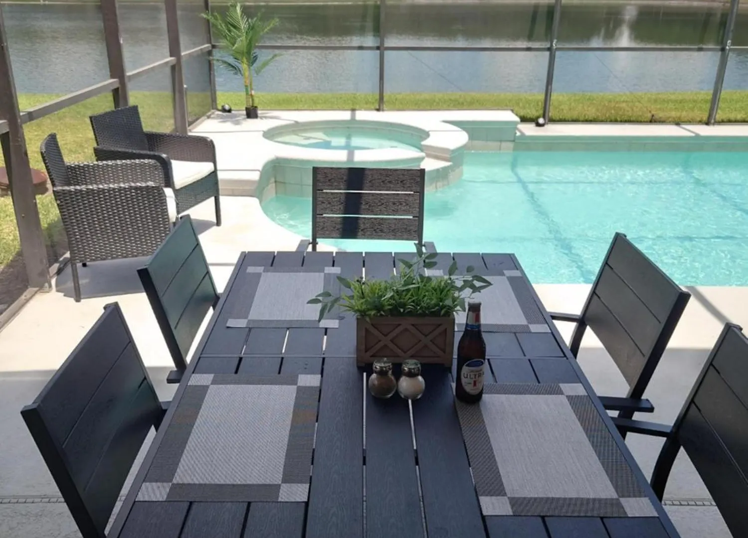 637- Huge 5 Bed With Amazing Water Views And Own Private Pool And *
