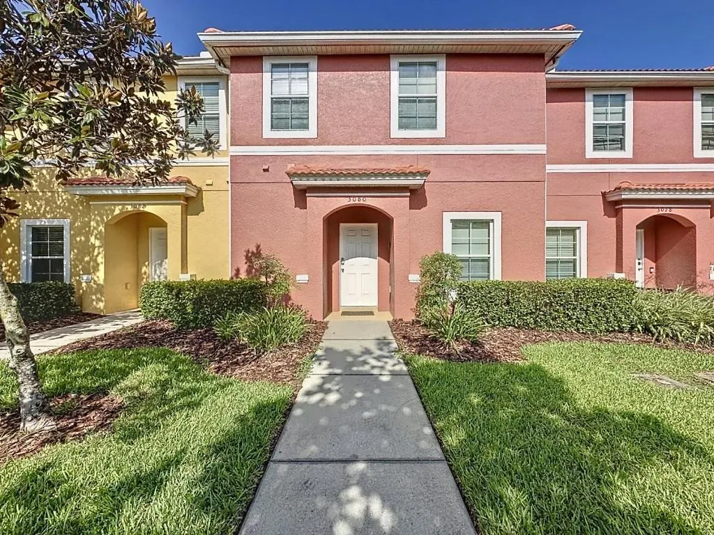 Amazing Townhouse Close To 2 Bed 2,5 Bath Townhouse Kissimmee