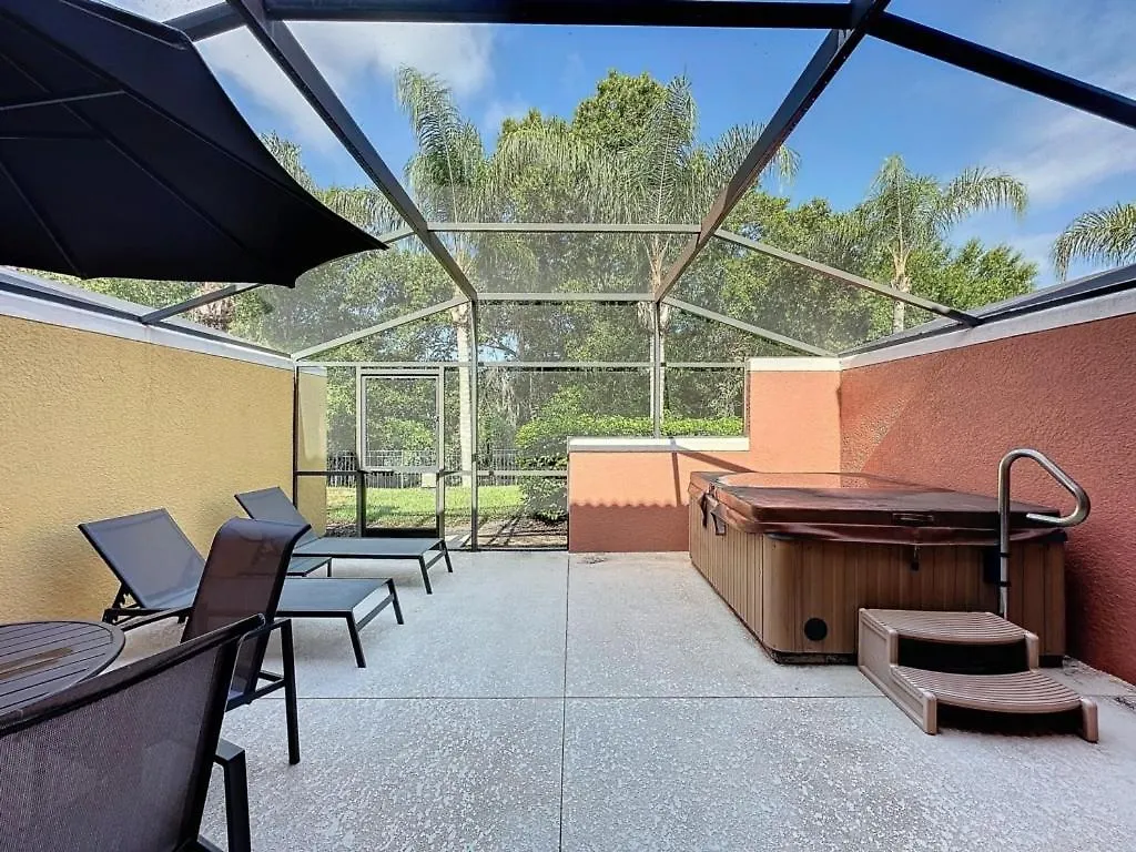 Amazing Townhouse Close To 2 Bed 2,5 Bath Townhouse