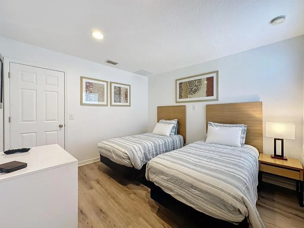 Amazing Townhouse Close To 2 Bed 2,5 Bath Townhouse Holiday home Kissimmee