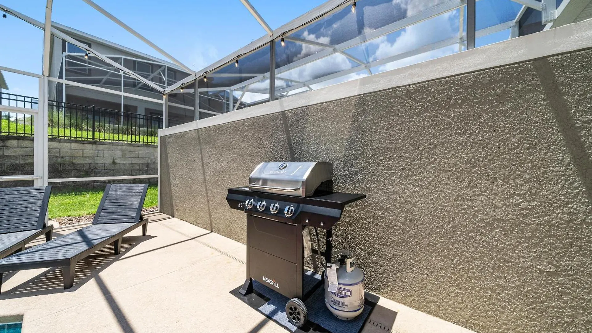 New Golf Private Pool Gym Waterpark Holiday home *