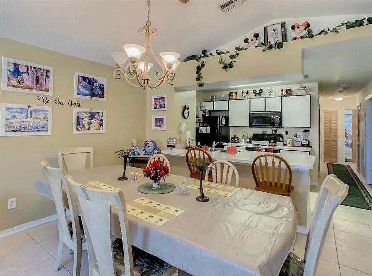 Apartment Spacious Close To Attractions *