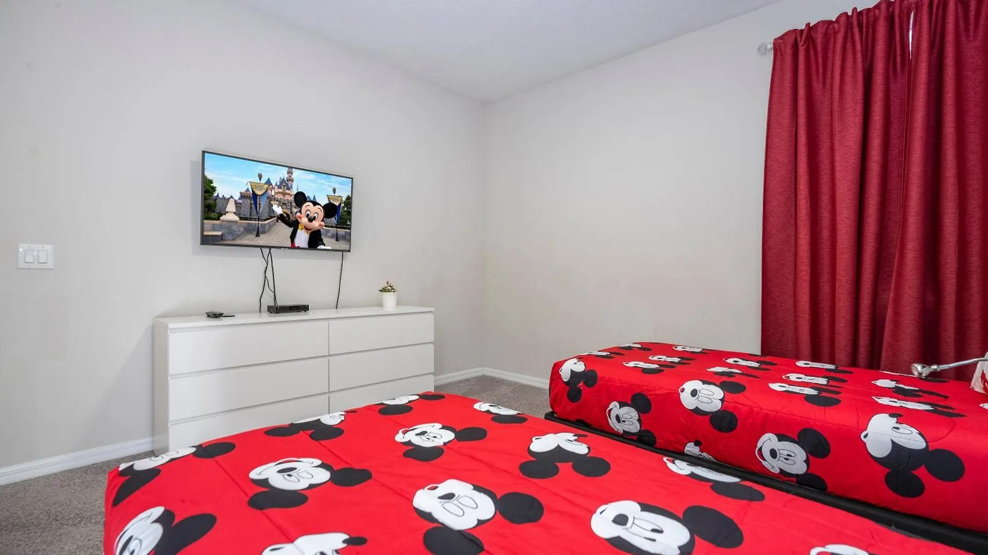 5br Modern Luxury With Game Pool * Four Corners