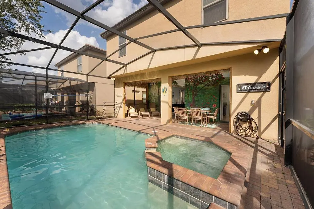 7br Family Friendly Pool Near Holiday home *