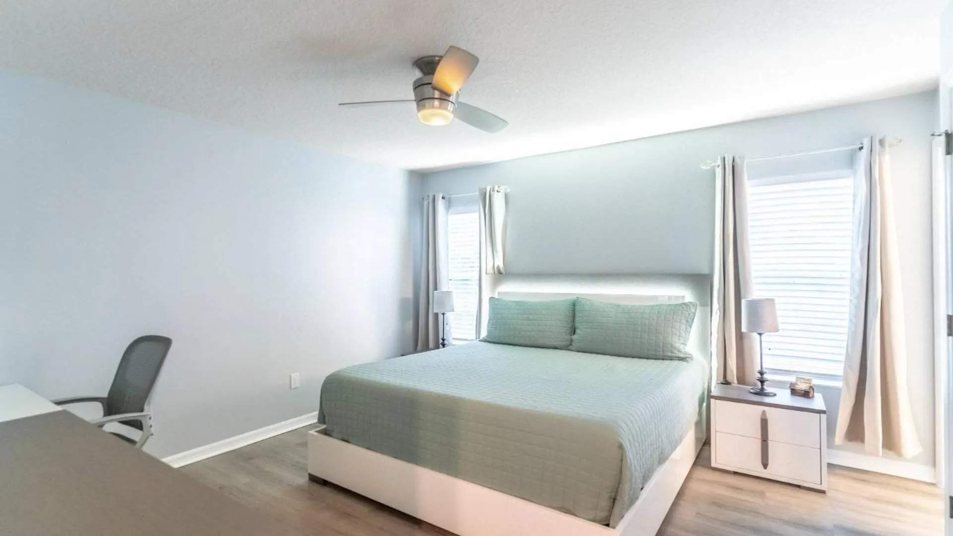 3031 Encantada