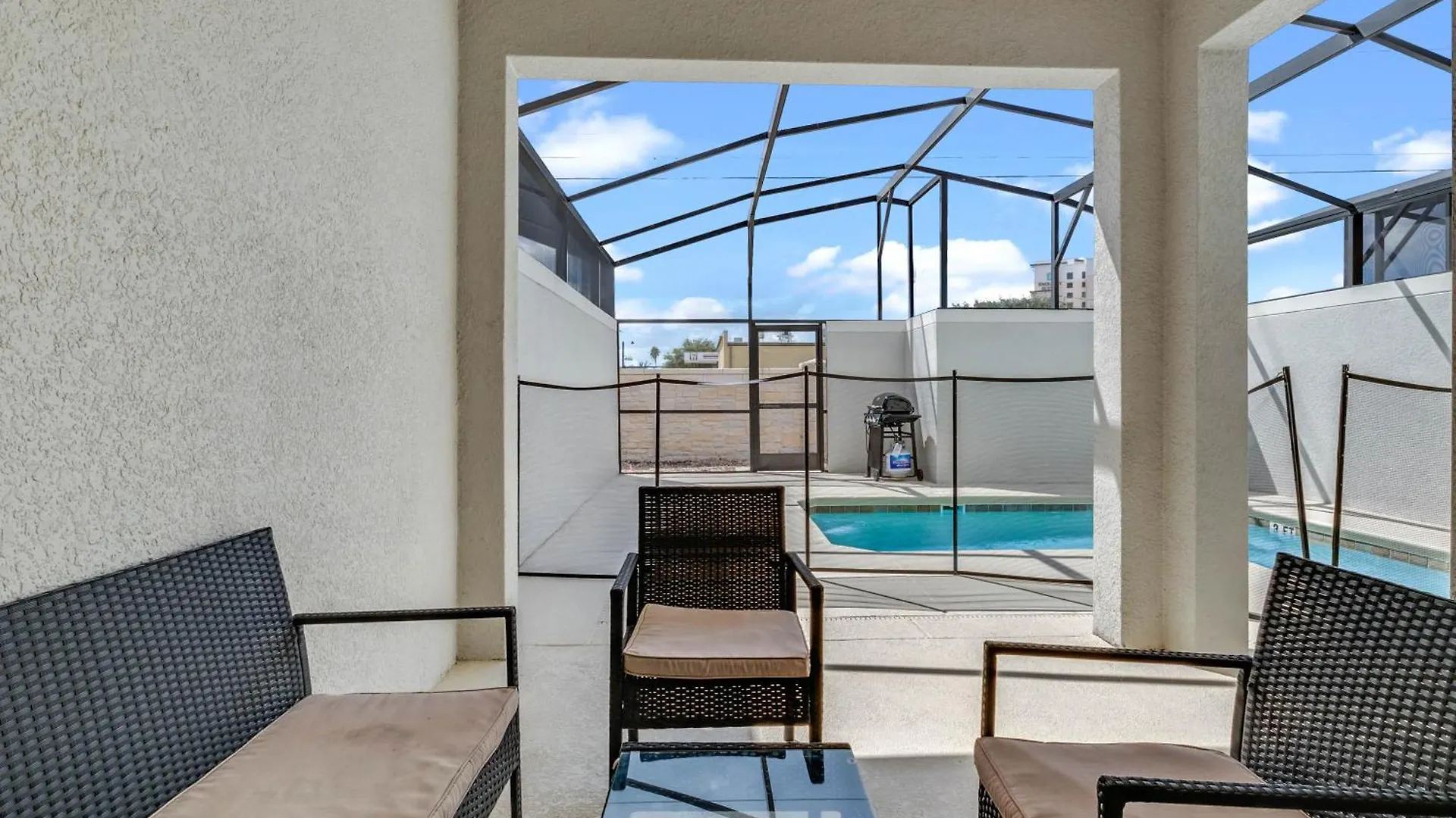 4 Bedrooms - 3 Bathrooms - Storey 4969 Wa Holiday home