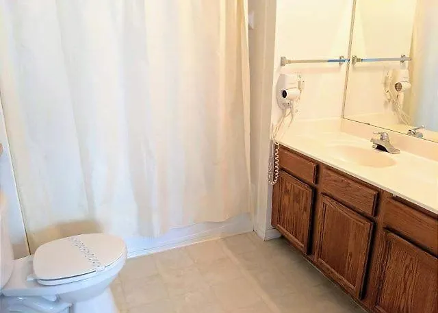 4 Bedroom 3 Bathroom At Seven Dwarfs 8-108