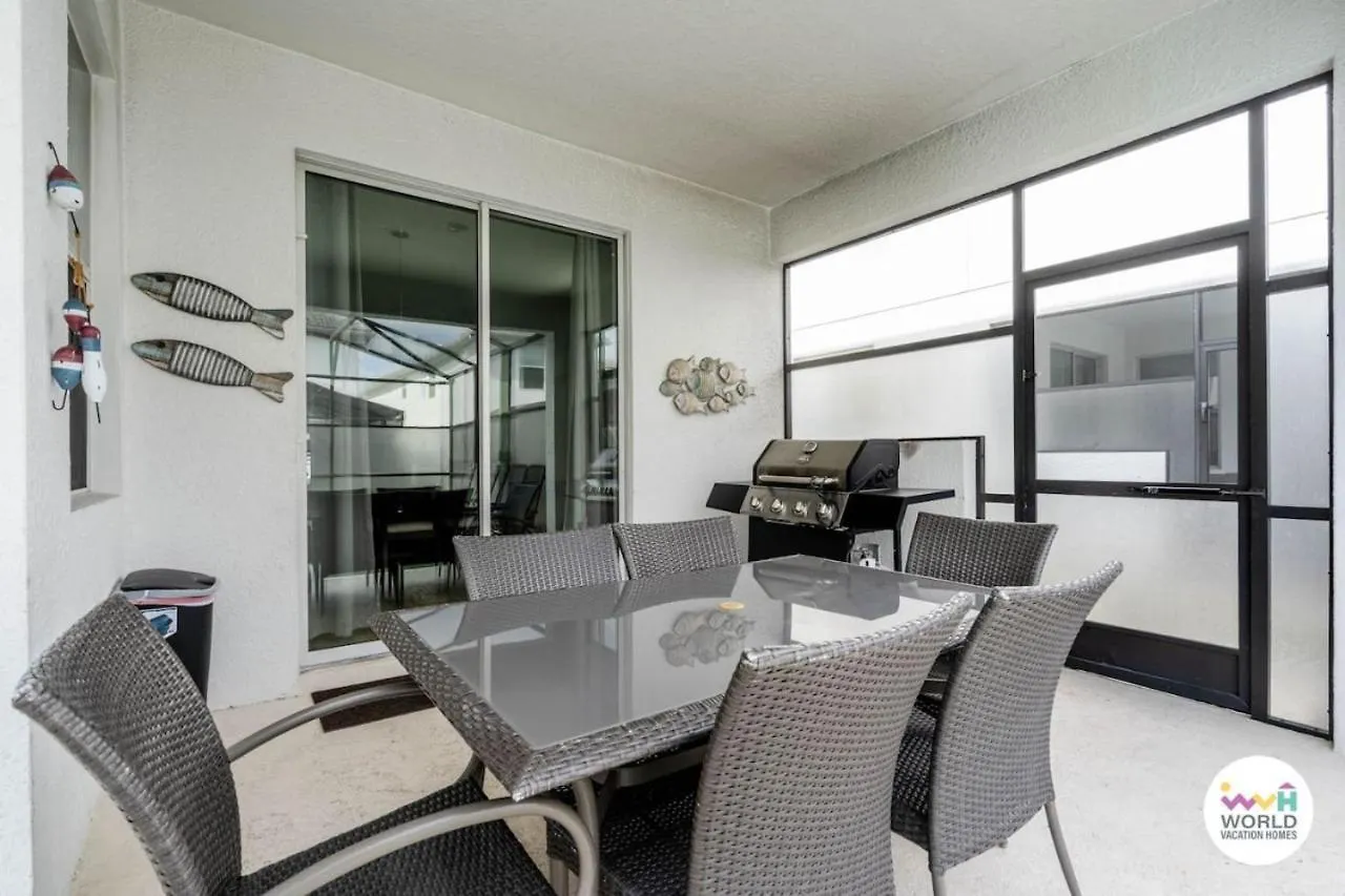 6 Bedroom 5 Bathroom Storey 4770kc * Kissimmee