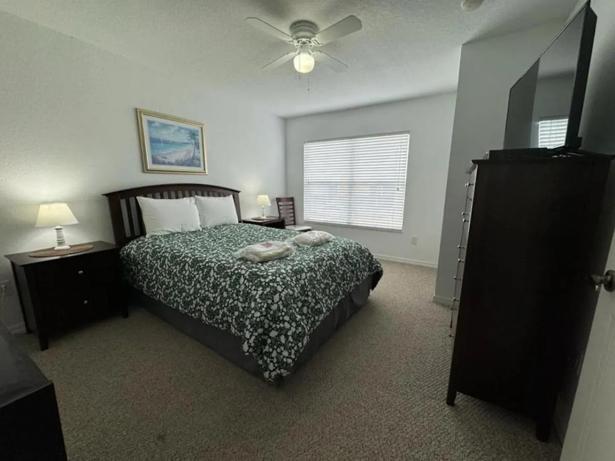 4 Bedroom 3 Bathroom At Seven Dwarfs 8-107 Kissimmee