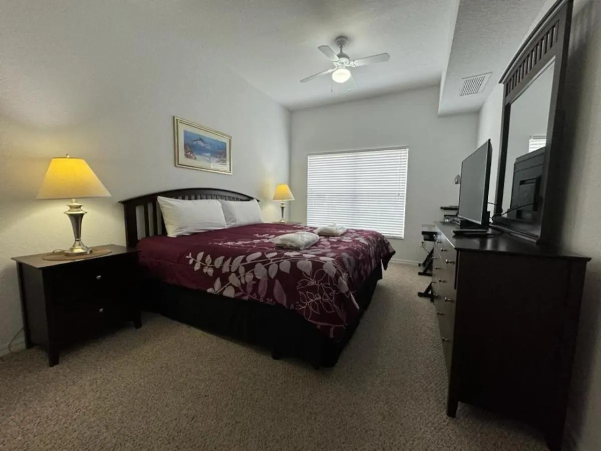 4 Bedroom 3 Bathroom At Seven Dwarfs 8-107 *