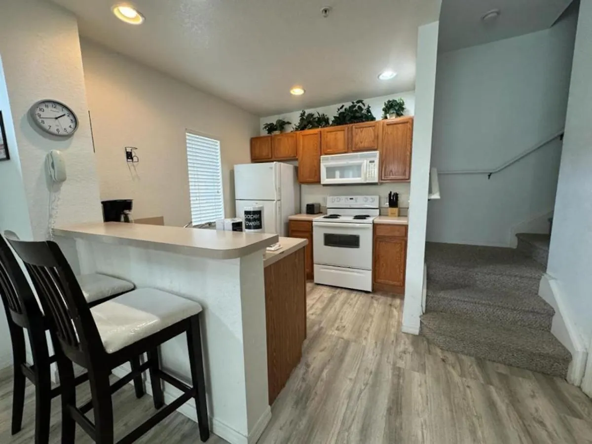 4 Bedroom 3 Bathroom At Seven Dwarfs 8-107 * Kissimmee