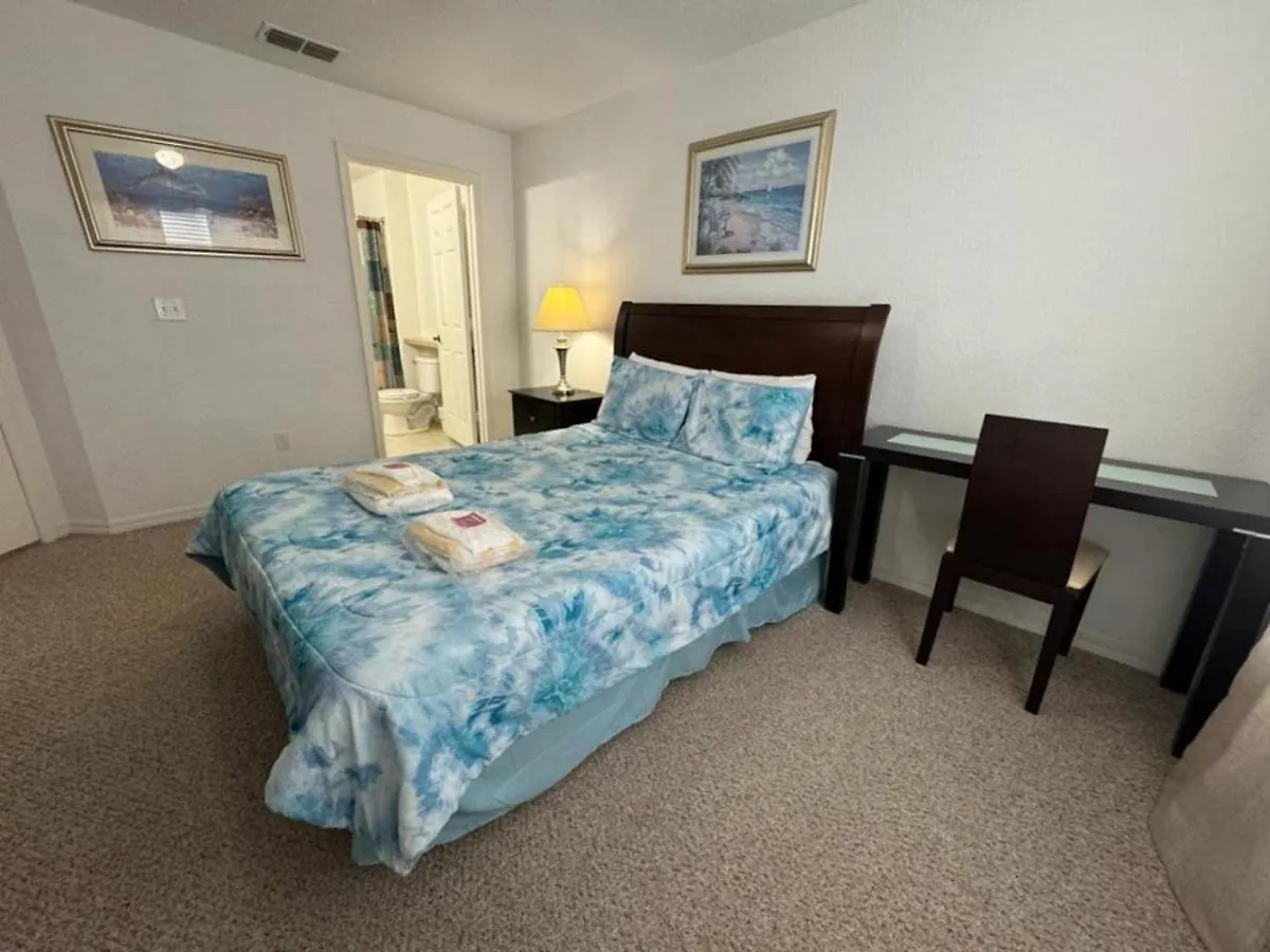 4 Bedroom 3 Bathroom At Seven Dwarfs 10-102 Holiday home Kissimmee