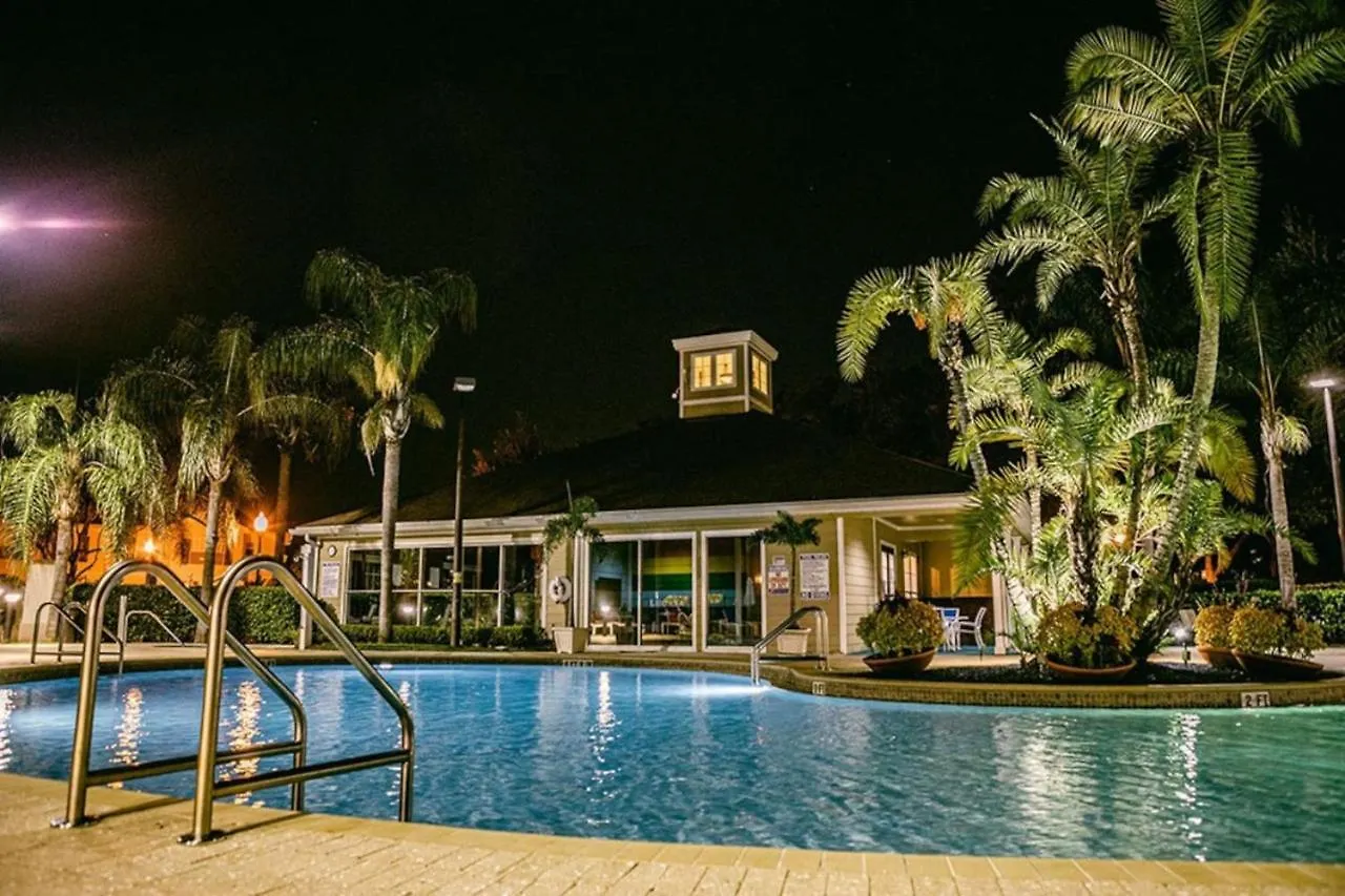 Holiday home 3 Bedroom 2 Bathroom Lucaya Village 15-103 *