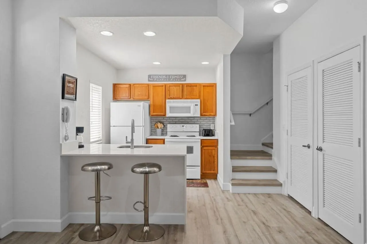 4 Bedroom 3 Bathroom At Seven Dwarfs 24-102 Holiday home Kissimmee