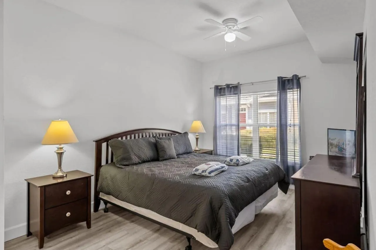 4 Bedroom 3 Bathroom At Seven Dwarfs 24-102 Kissimmee