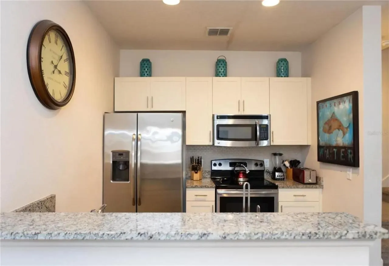 Holiday home 3 Bedroom 2 Bathroom Lucaya Village 15-103 *