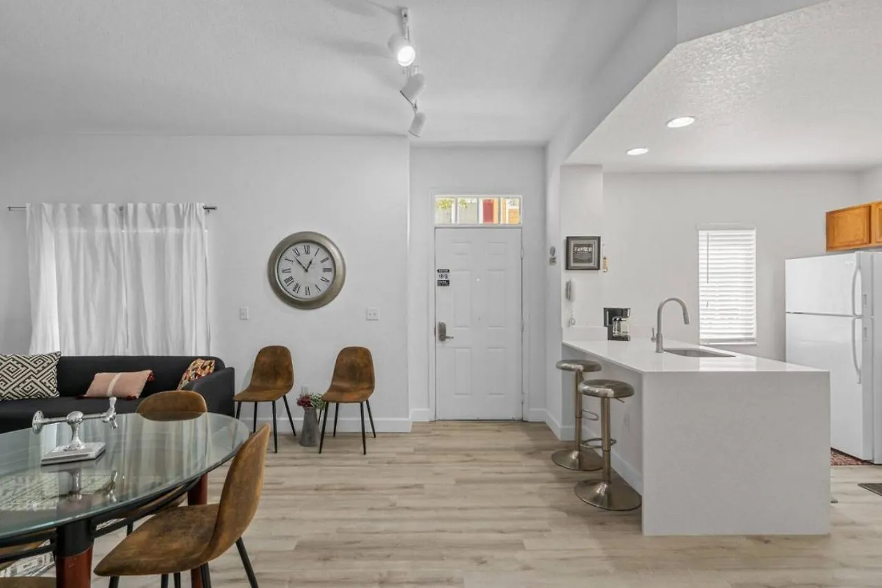 Holiday home 4 Bedroom 3 Bathroom At Seven Dwarfs 24-102 Kissimmee