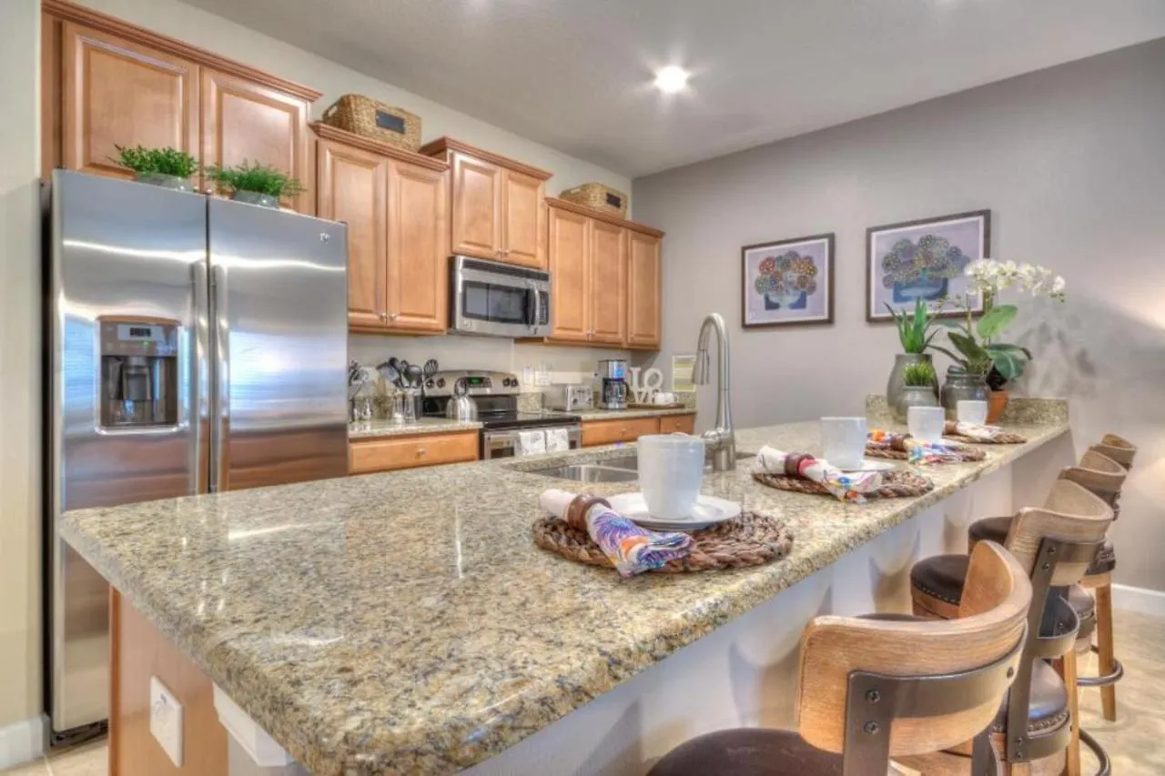 Holiday home 4 Bedroom 3 Bathroom Storey 4895ct