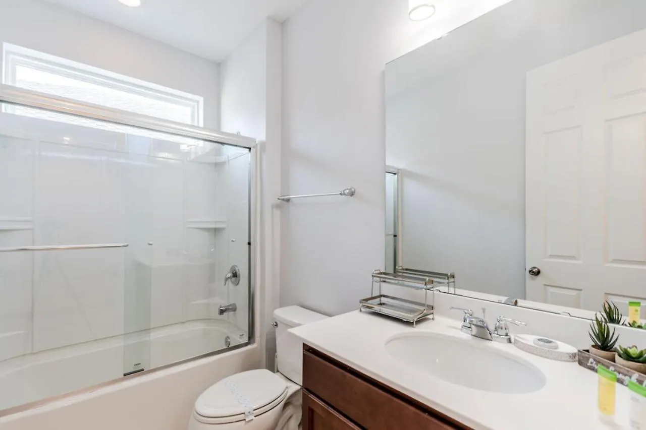 4 Bedroom 3.5 Bathroom Solara 9024em Holiday home *