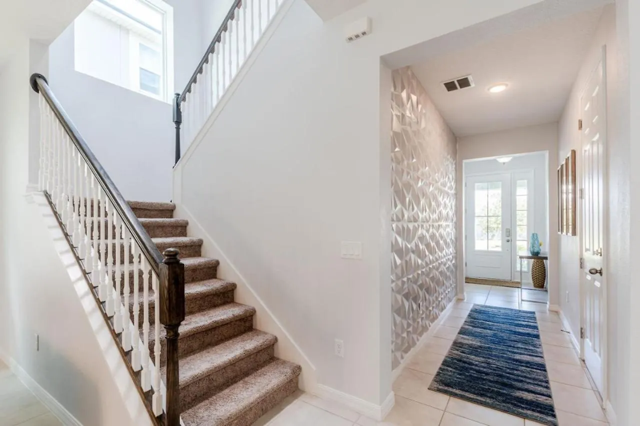 4 Bedroom 3.5 Bathroom Solara 9024em *