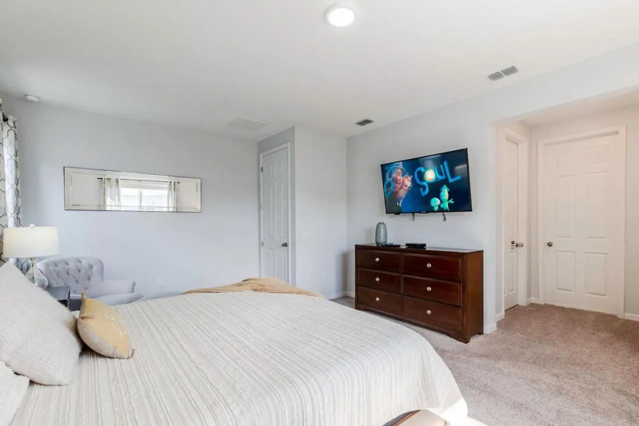 4 Bedroom 3.5 Bathroom Solara 9024em * Kissimmee