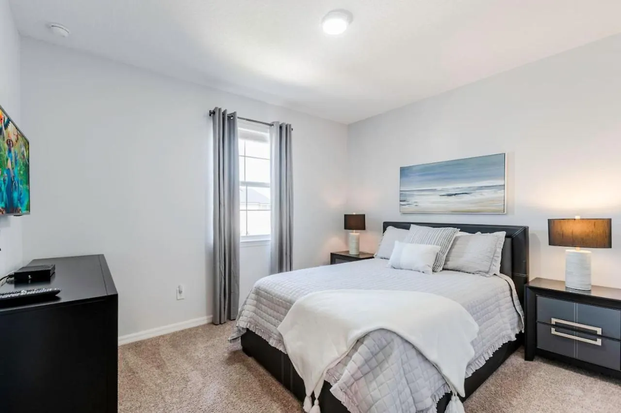 4 Bedroom 3.5 Bathroom Solara 9024em Holiday home