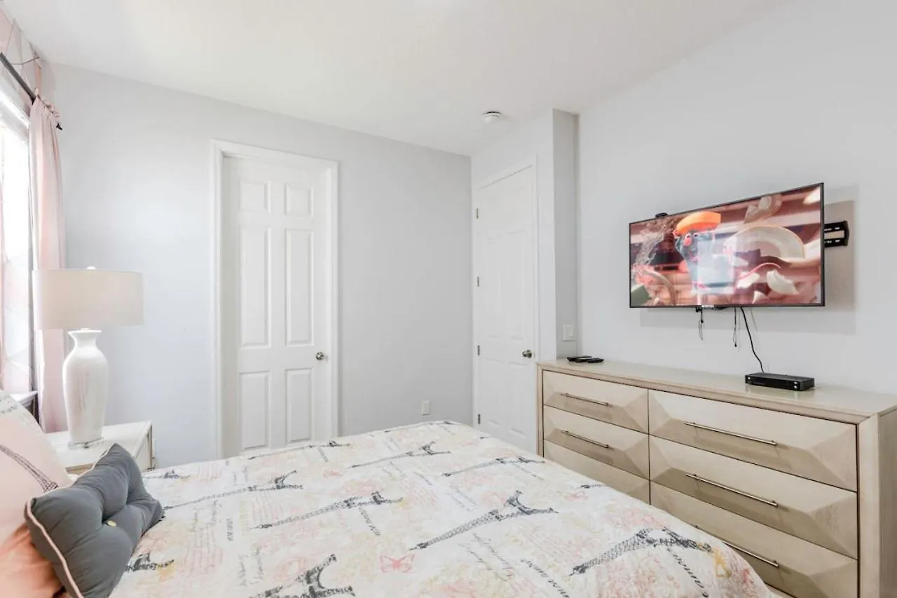4 Bedroom 3.5 Bathroom Solara 9024em *