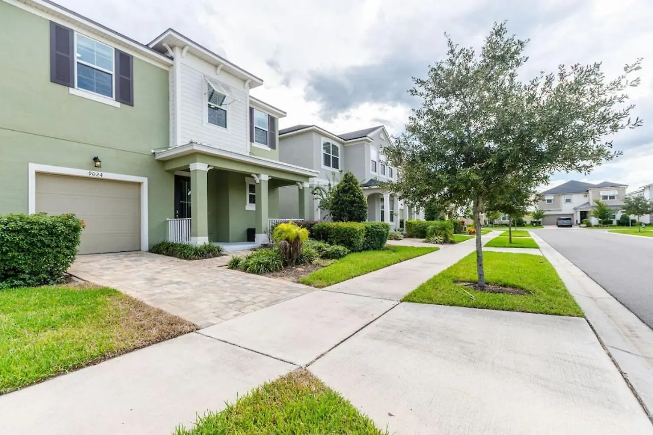 4 Bedroom 3.5 Bathroom Solara 9024em * Kissimmee
