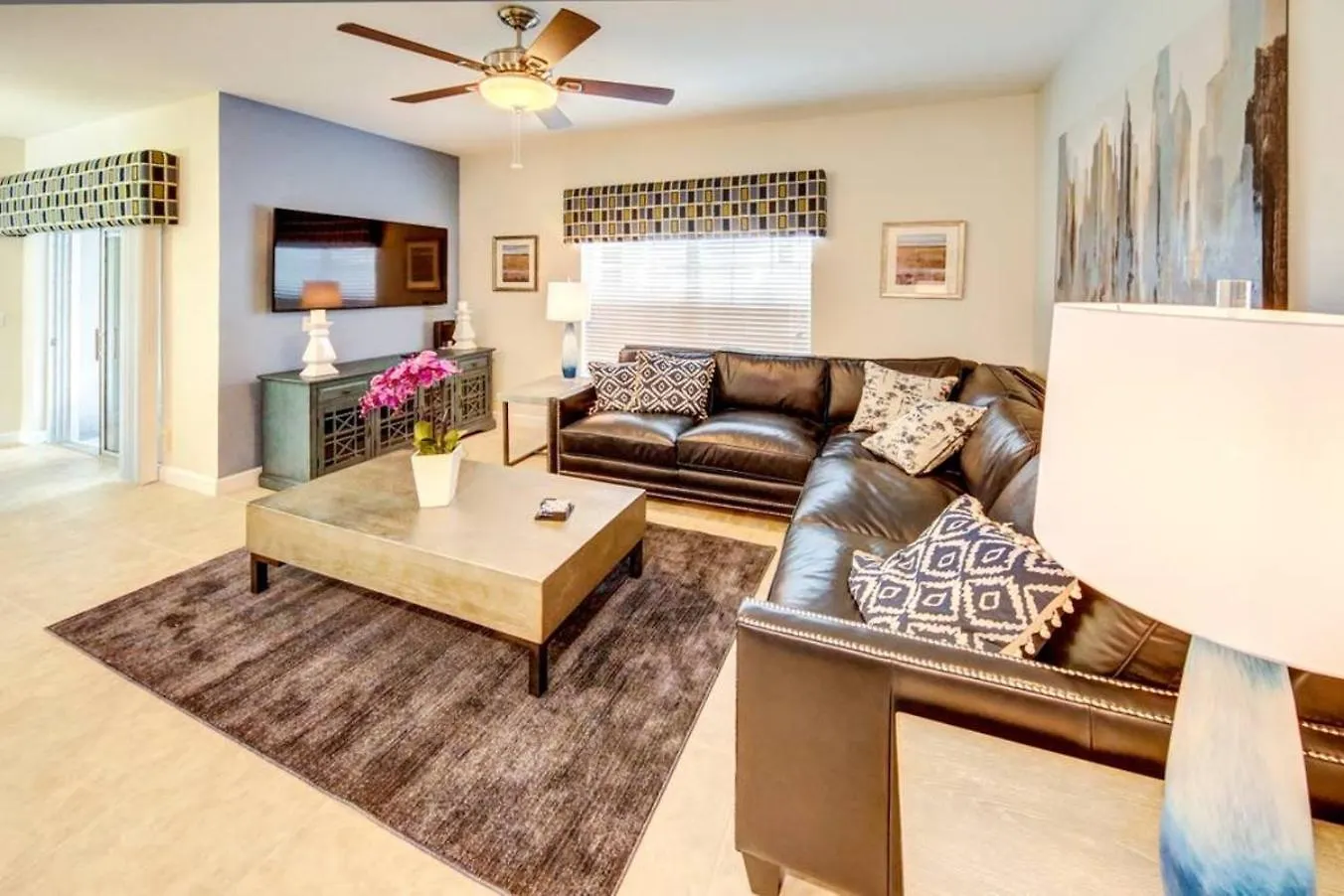 Storey 4b3b Town With Private Pool Kissimmee