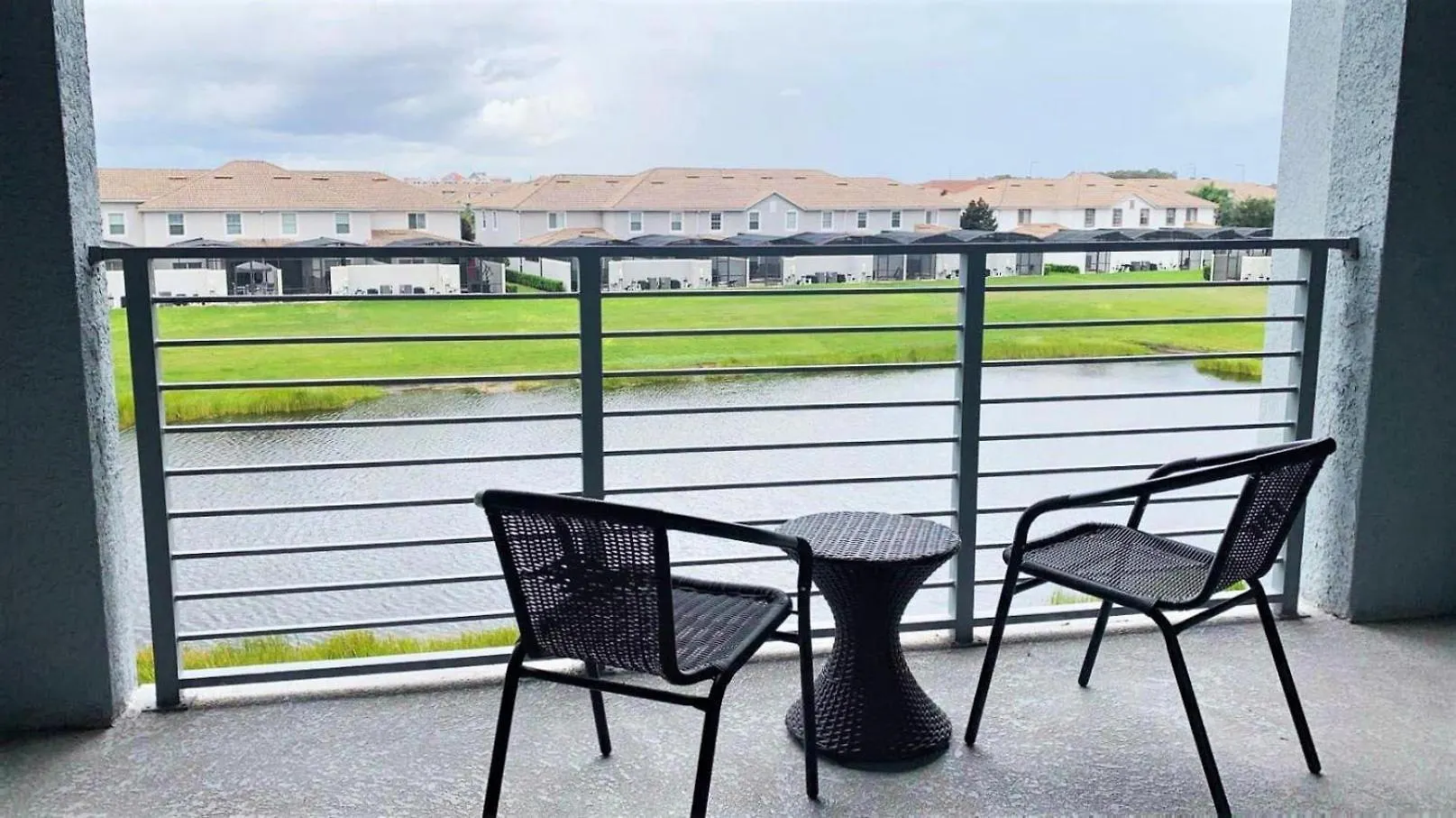 Spectacular 2 Bedroom In Spectacular Storey Community Next To Disney! * Kissimmee