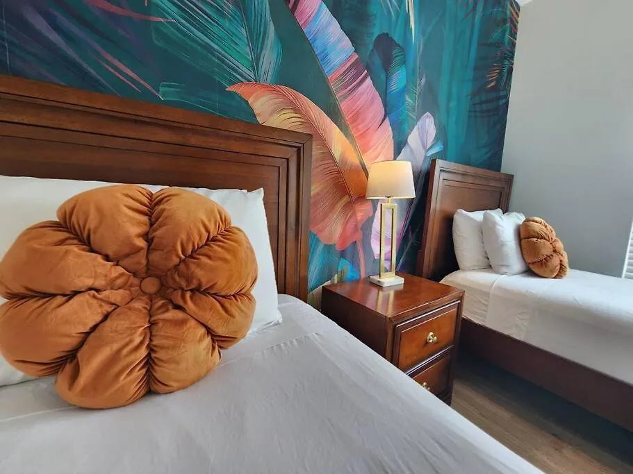 Tropical Getaway With Xbox & Ps5 Gaming Paradise 度假居