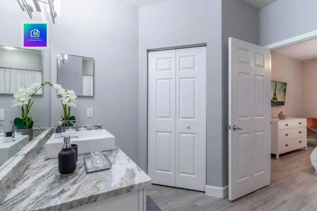 Spacious 4-bedroom House Near Disney * Kissimmee